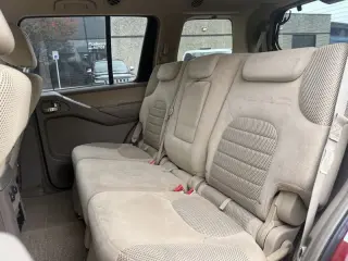 2008 Nissan Pathfinder SE
