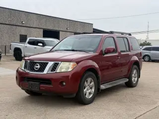 2008 Nissan Pathfinder SE