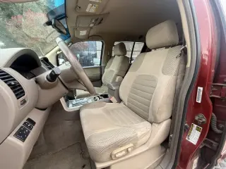 2008 Nissan Pathfinder SE