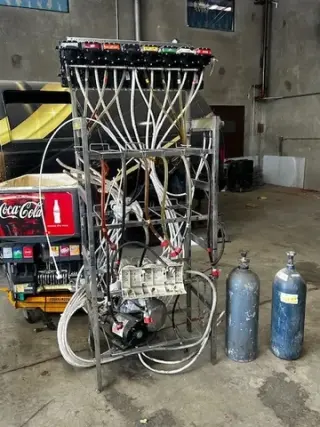 VENDO MAQUINA DE SODAS