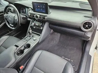 Lexus IS 300 2021 4dr Sedan
