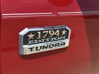Toyota Tundra 2019 4x4 1794 Edition 4dr CrewMax Cab Pickup SB (5.7L V8)