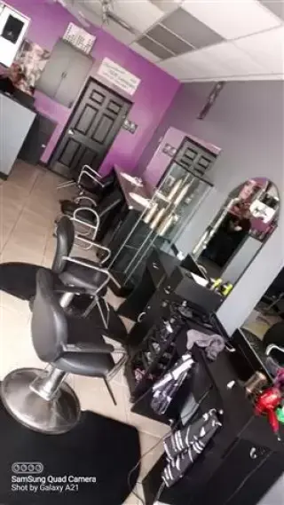 VENDO SALON DE BELLEZA