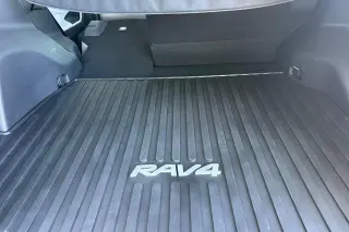 Toyota RAV4 2025 AWD XLE 4dr SUV