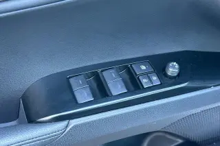 Toyota Camry 2025 SE 4dr Sedan