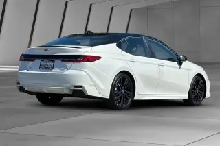 Toyota Camry 2025 SE 4dr Sedan