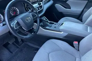 Toyota Highlander 2020 LE 4dr SUV