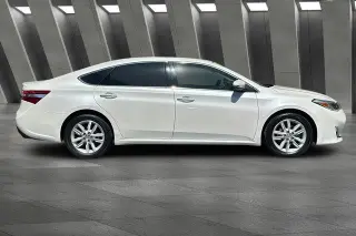 Toyota Avalon 2013 XLE 4dr Sedan