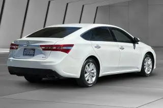 Toyota Avalon 2013 XLE 4dr Sedan
