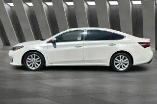 Toyota Avalon 2013 XLE 4dr Sedan