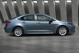 Toyota Corolla 2025 LE 4dr Sedan