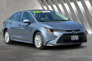 Toyota Corolla 2025 LE 4dr Sedan