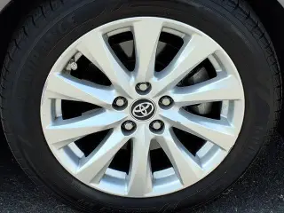 Toyota Camry 2019 LE 4dr Sedan