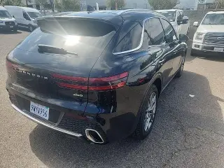 Genesis GV70 2025 AWD 2.5T Standard 4dr SUV