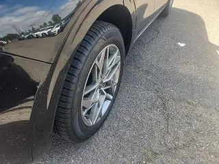 Genesis GV70 2025 AWD 2.5T Standard 4dr SUV