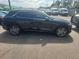Genesis GV70 2025 AWD 2.5T Standard 4dr SUV