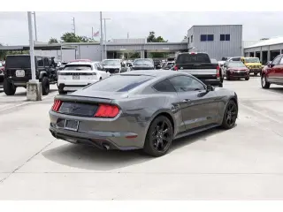 Ford Mustang 2018 EcoBoost 2dr Fastback