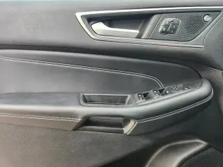 Ford Edge 2023 AWD Titanium 4dr Crossover