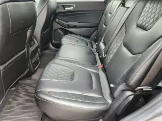 Ford Edge 2023 AWD Titanium 4dr Crossover