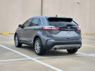 Ford Edge 2023 AWD Titanium 4dr Crossover