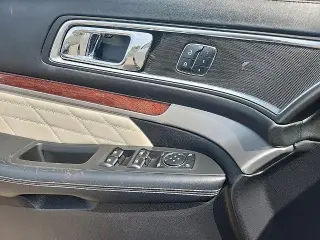 Ford Explorer 2017 AWD Platinum 4dr SUV