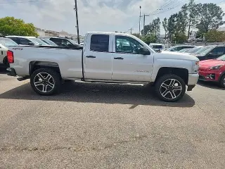 Chevrolet Silverado 1500 2017 4x4 Custom 4dr Double Cab 6.5 ft. SB