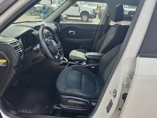 Kia Soul 2017 + 4dr Crossover