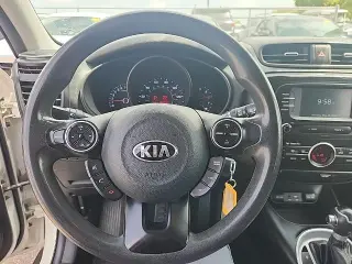 Kia Soul 2017 + 4dr Crossover
