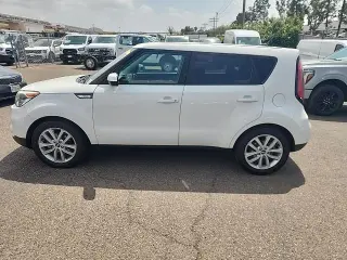 Kia Soul 2017 + 4dr Crossover