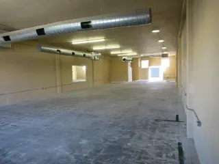 Sin Banco Edificio Comercial