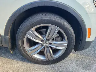 Volkswagen Tiguan 2018 2.0T SEL Premium 4dr SUV