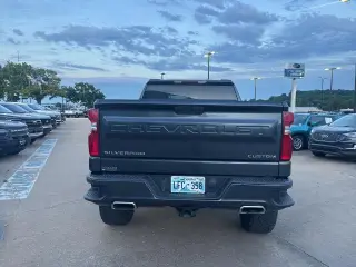 Chevrolet Silverado 1500 2020 4x4 Custom 4dr Crew Cab 5.8 ft. SB