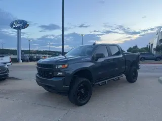 Chevrolet Silverado 1500 2020 4x4 Custom 4dr Crew Cab 5.8 ft. SB