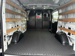 Ford Transit 2024 250 3dr LWB Low Roof Cargo Van