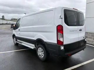 Ford Transit 2024 250 3dr LWB Low Roof Cargo Van