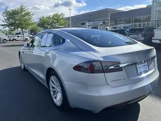 Tesla Model S 2017 AWD 60D 4dr Liftback