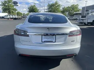 Tesla Model S 2017 AWD 60D 4dr Liftback