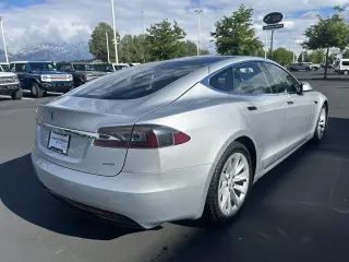 Tesla Model S 2017 AWD 60D 4dr Liftback