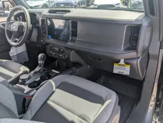 Ford Bronco 2025 4x4 Base 2dr SUV