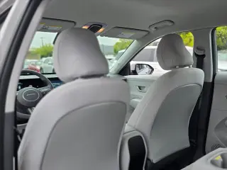 Hyundai KONA 2025 SE 4dr Crossover