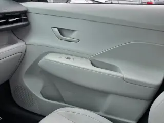 Hyundai KONA 2025 SE 4dr Crossover