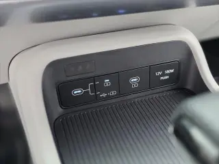Hyundai KONA 2025 SE 4dr Crossover