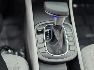 Hyundai KONA 2025 SE 4dr Crossover