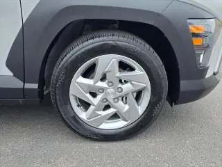 Hyundai KONA 2025 SE 4dr Crossover