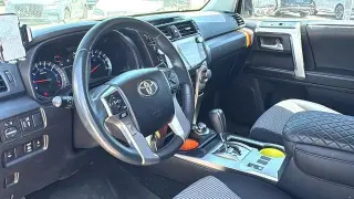 Toyota 4Runner 2016 4x4 SR5 4dr SUV