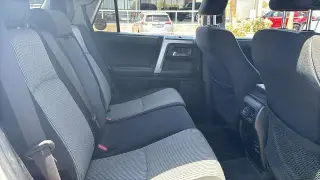 Toyota 4Runner 2016 4x4 SR5 4dr SUV