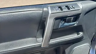 Toyota 4Runner 2016 4x4 SR5 4dr SUV