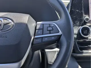 Toyota Highlander 2025 LE 4dr SUV