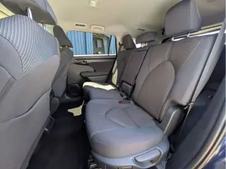 Toyota Highlander 2025 LE 4dr SUV