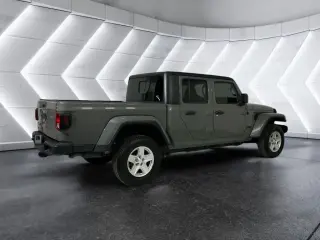 Jeep Gladiator 2022 4x4 Sport 4dr Crew Cab 5.0 ft. SB